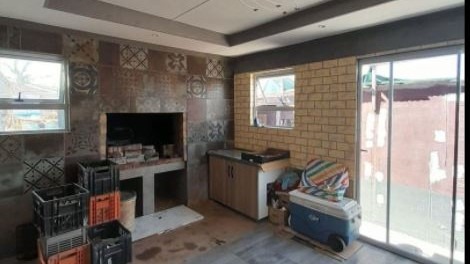 3 Bedroom Property for Sale in Louwville Western Cape